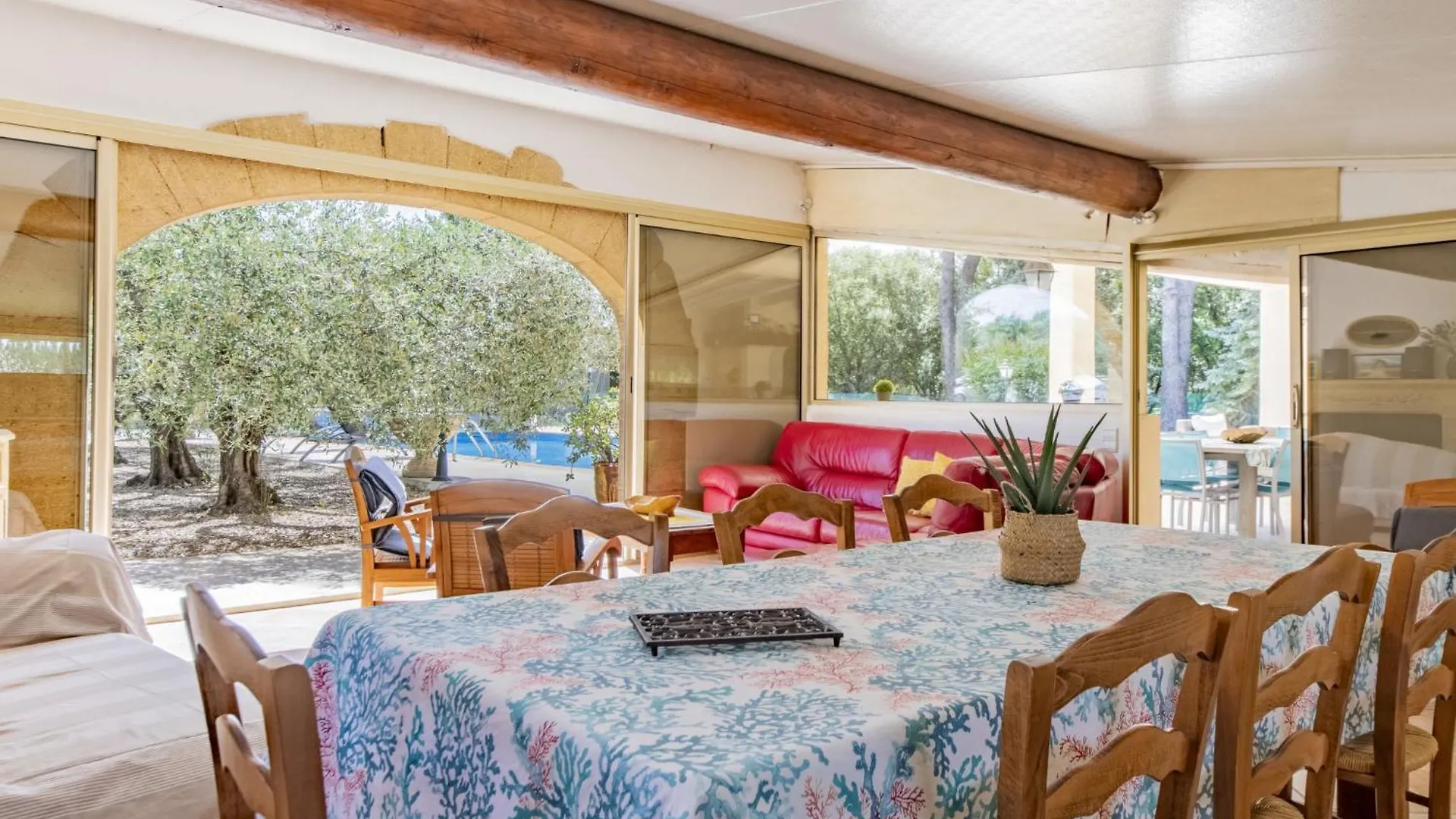 Holiday Home Cucuron By Interhome France