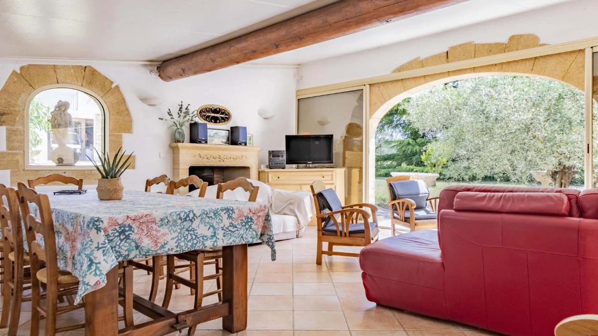 Holiday Home Cucuron By Interhome
