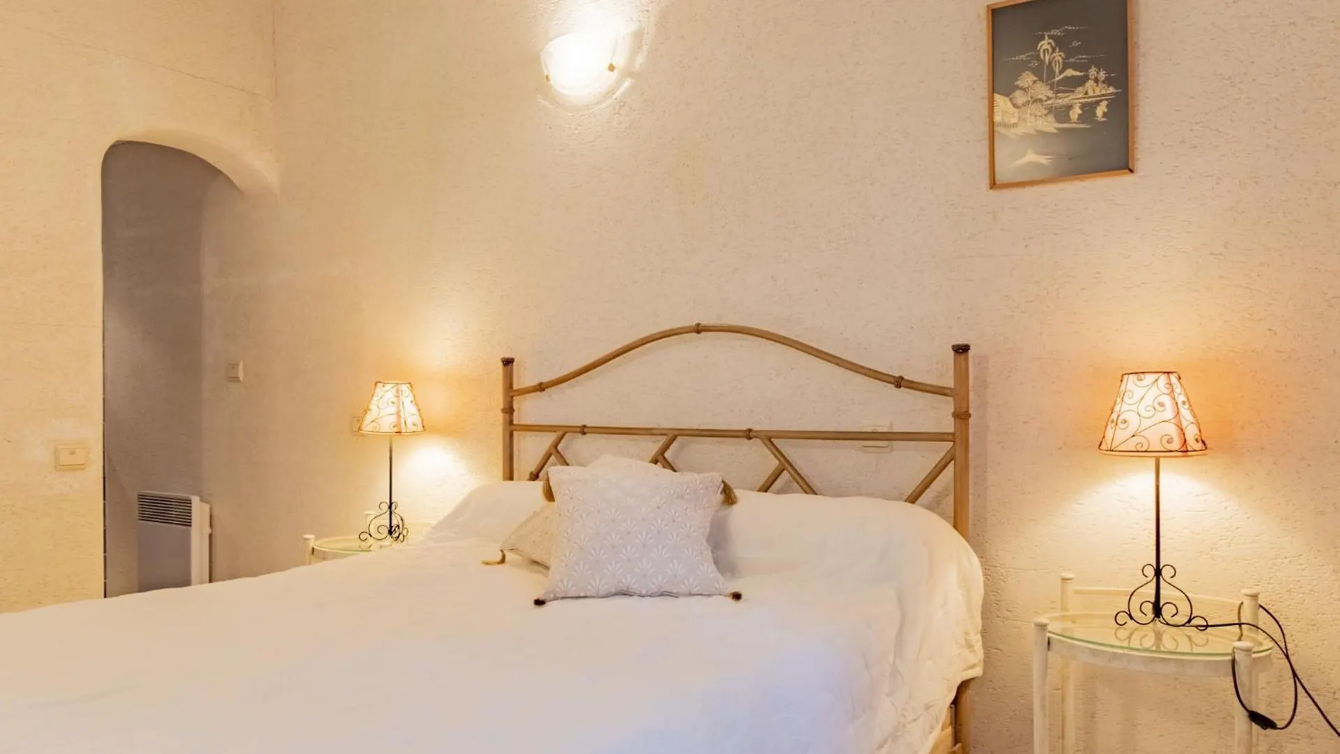 Holiday Home Cucuron By Interhome