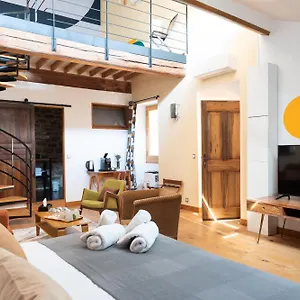 La Maison D'en Bas Des Seigneurs Cucuron